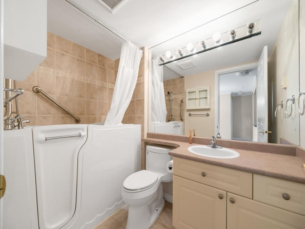 Listing Image for R3085946