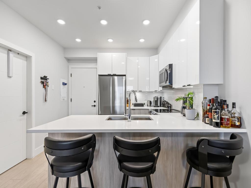 Listing Image for R3085955