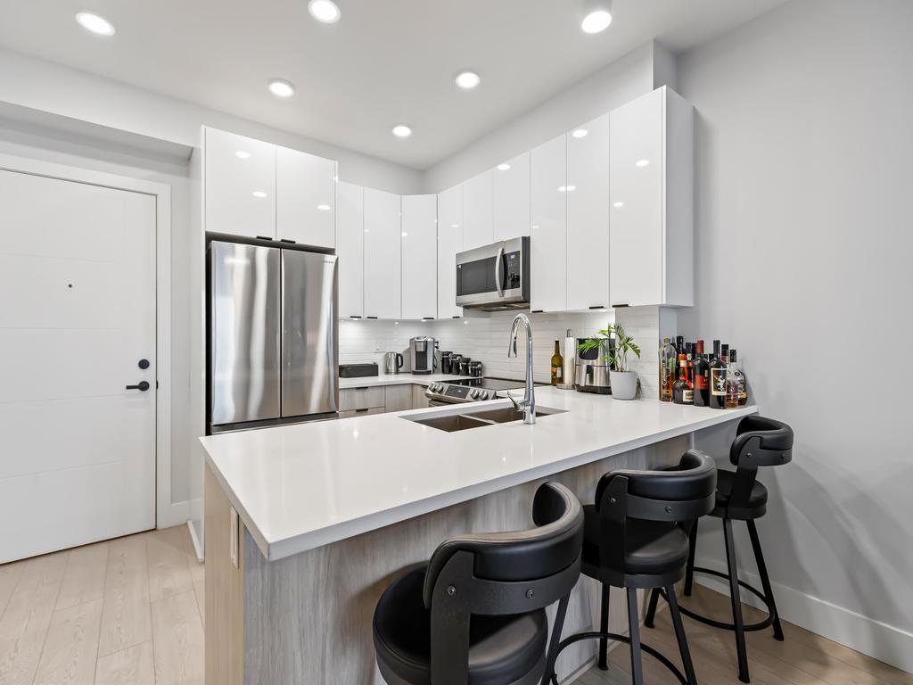 Listing Image for R3085955