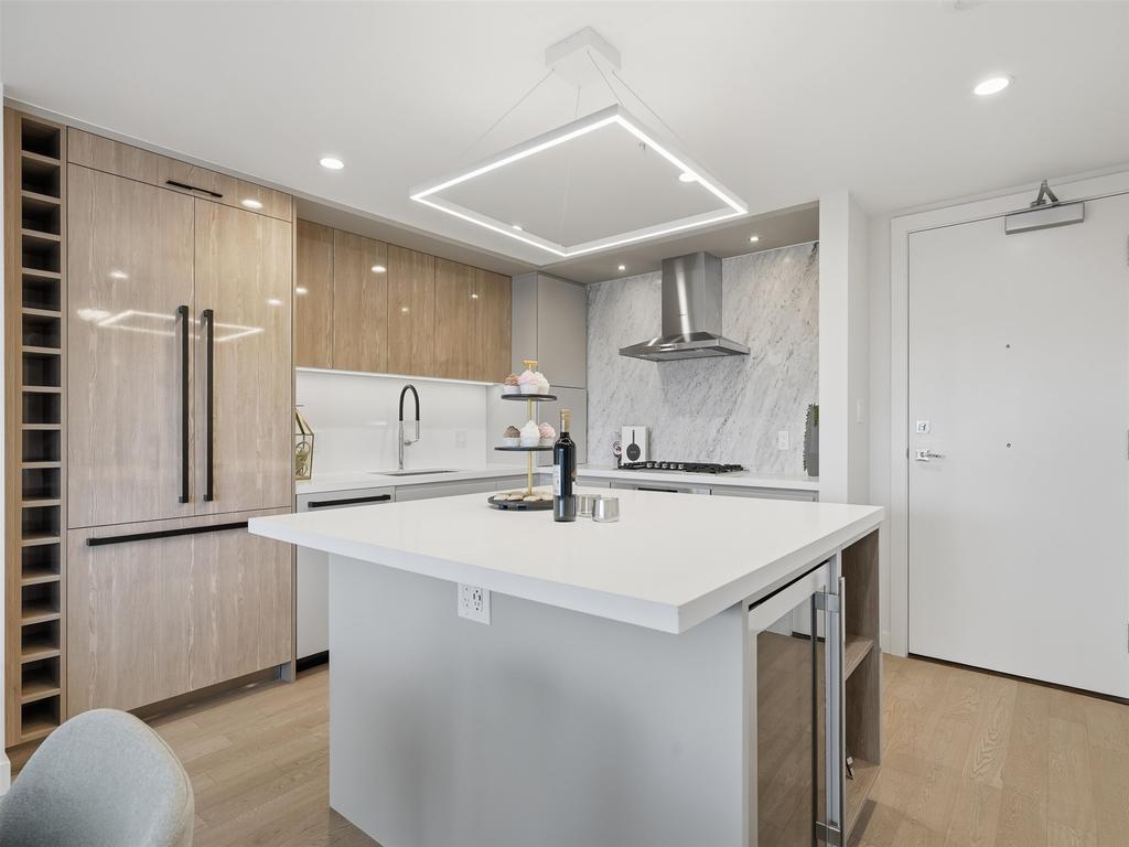 Listing Image for R3085956