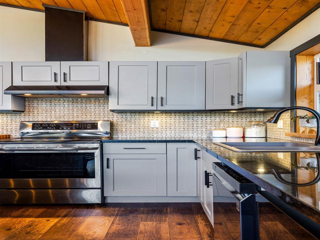 Listing Image for R3086030