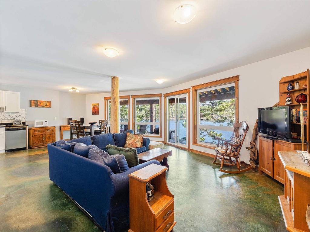 Listing Image for R3086030