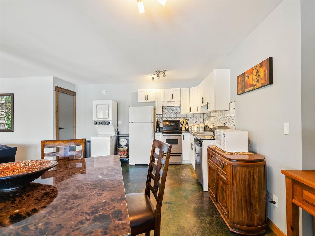 Listing Image for R3086030