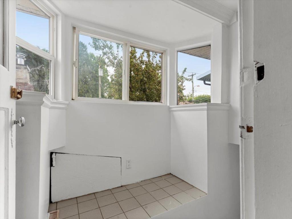 Listing Image for R3086032