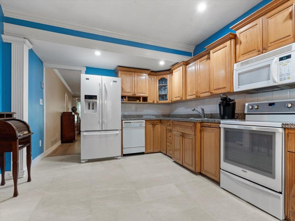 Listing Image for R3086032