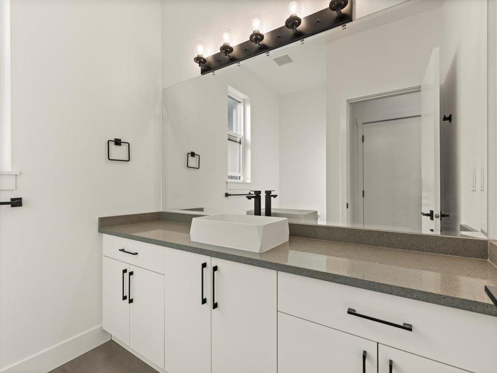 Listing Image for R3086046