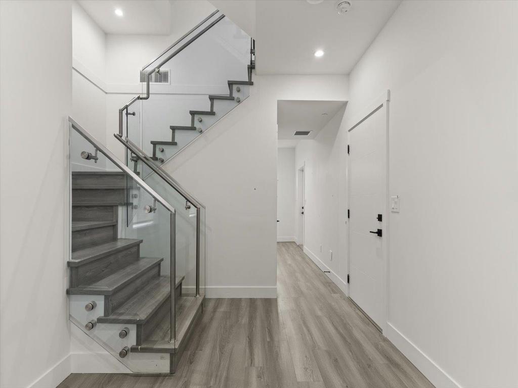 Listing Image for R3086046