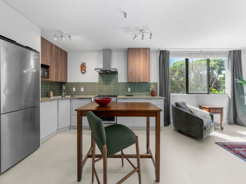 Listing Image for R3086087