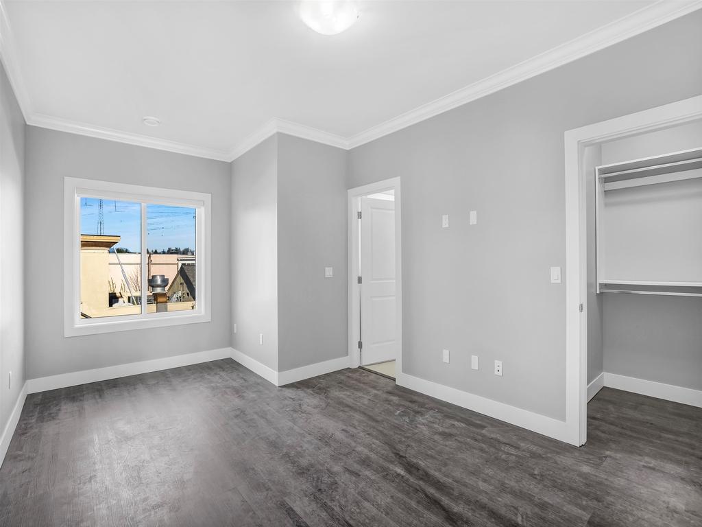 Listing Image for R3086094