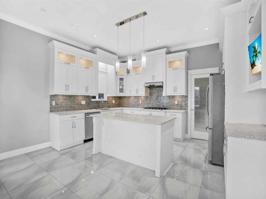 Listing Image for R3086094