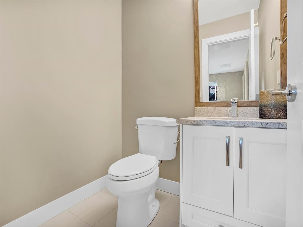 Listing Image for R3086094