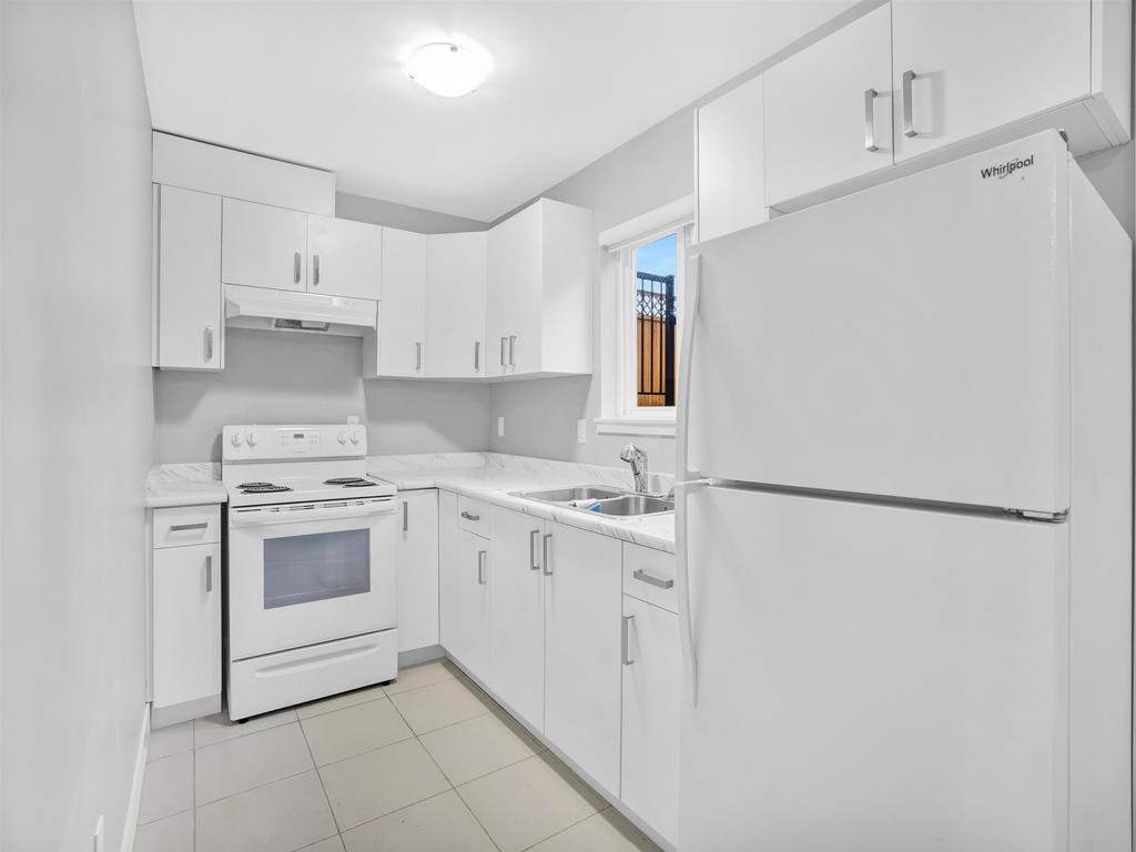 Listing Image for R3086094