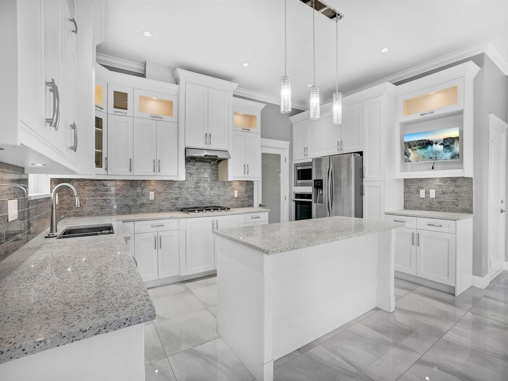 Listing Image for R3086094