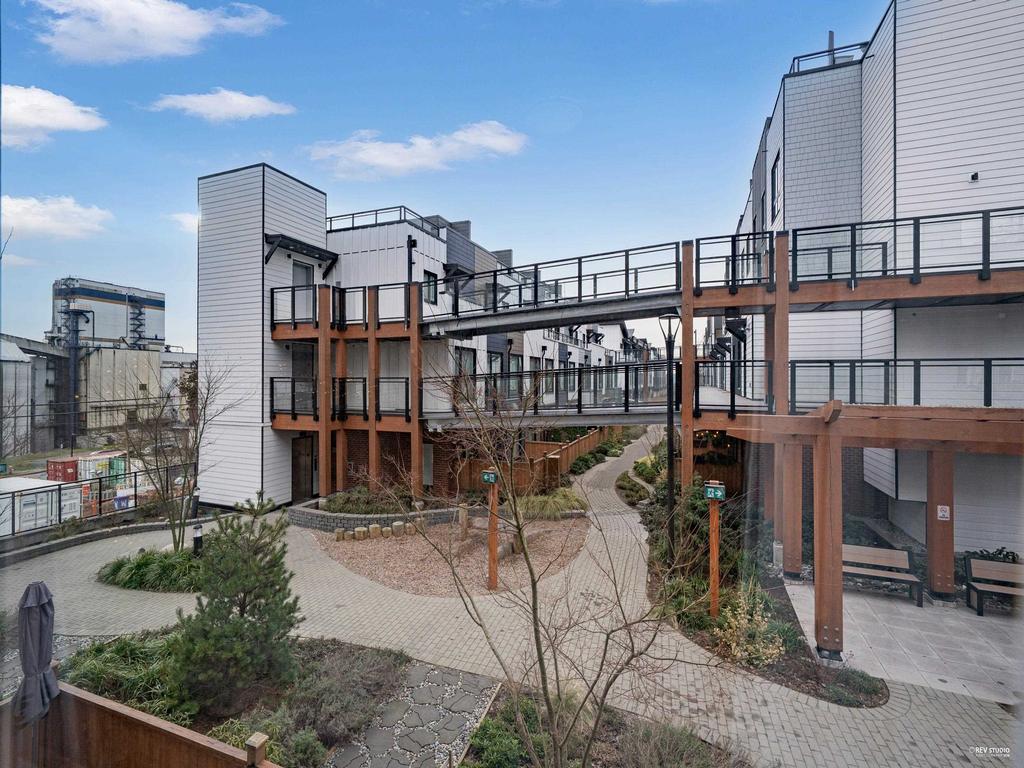 Listing Image for R3086156