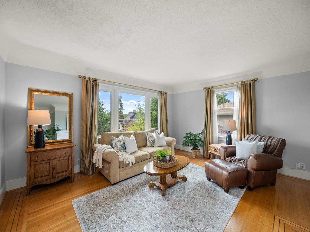 Listing Image for R3086195