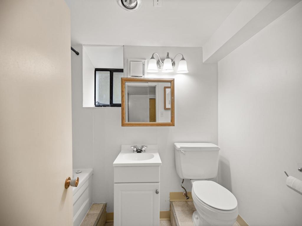 Listing Image for R3086195