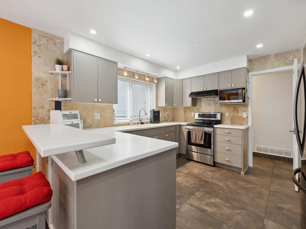 Listing Image for R3086214