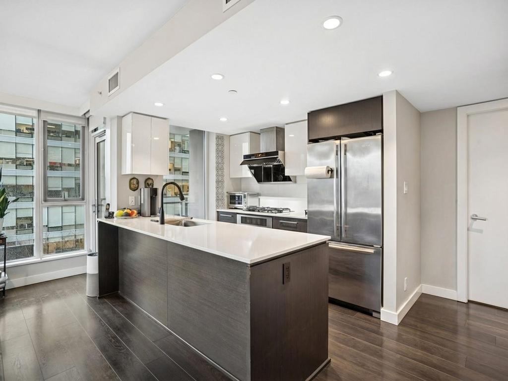 Listing Image for R3086219