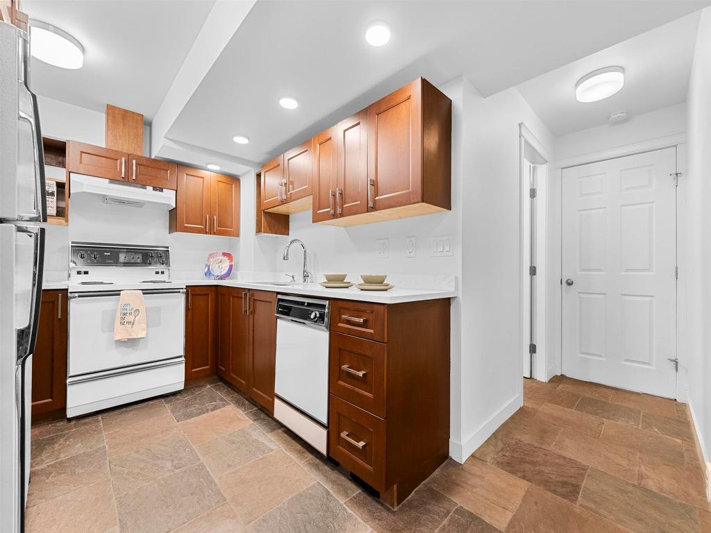 Listing Image for R3086256