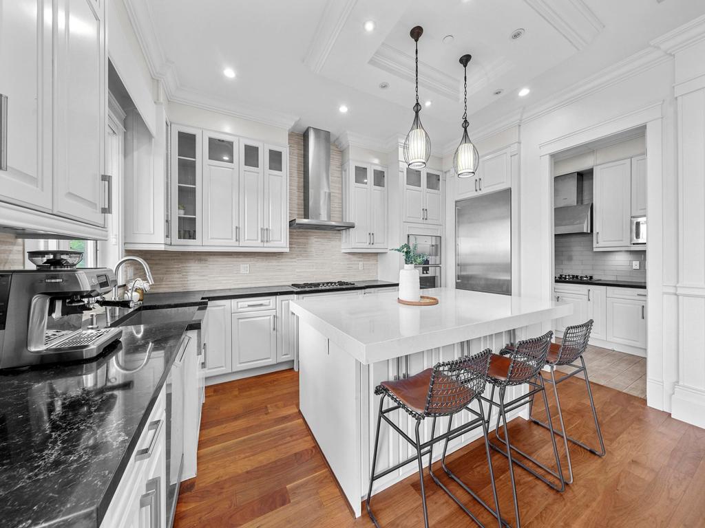 Listing Image for R3086265