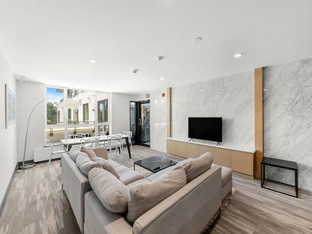 Listing Image for R3086284