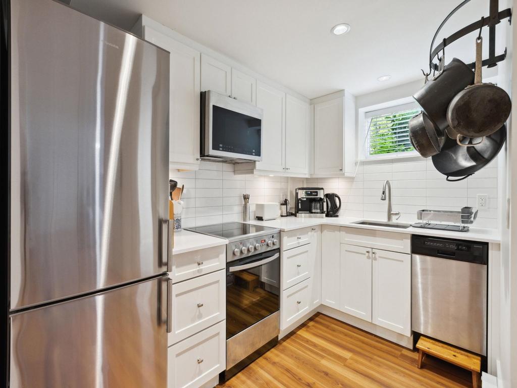 Listing Image for R3086337