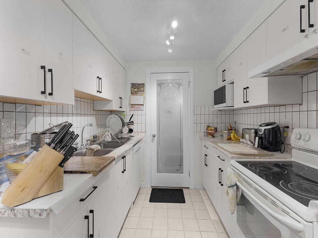 Listing Image for R3086346