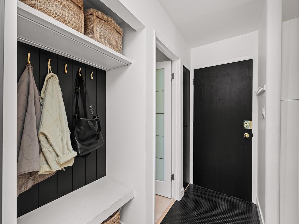 Listing Image for R3086353