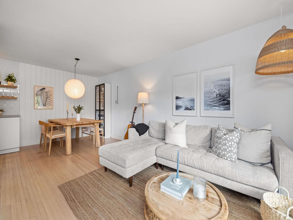 Listing Image for R3086353