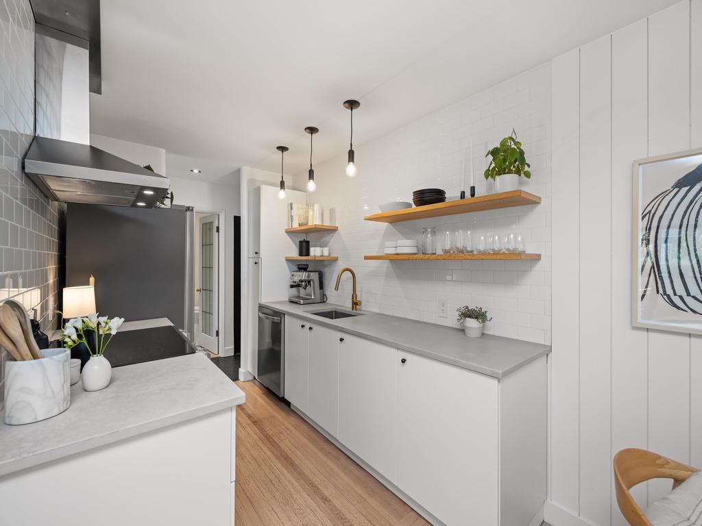 Listing Image for R3086353