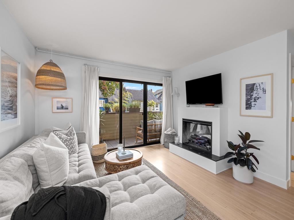 Listing Image for R3086353