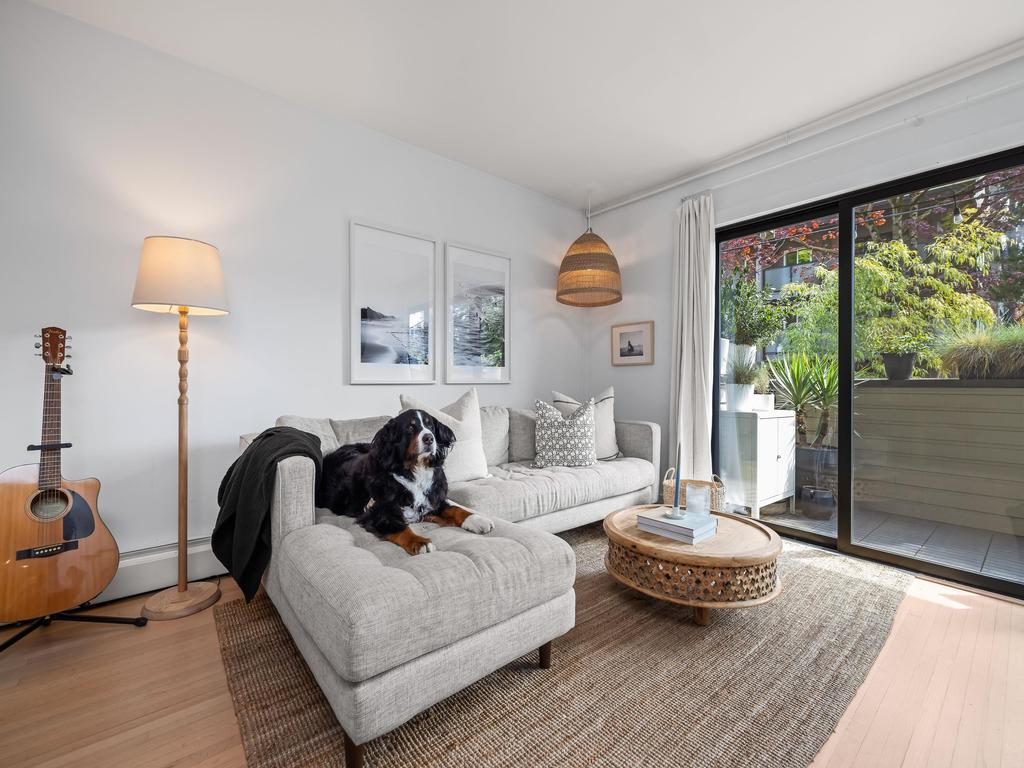 Listing Image for R3086353