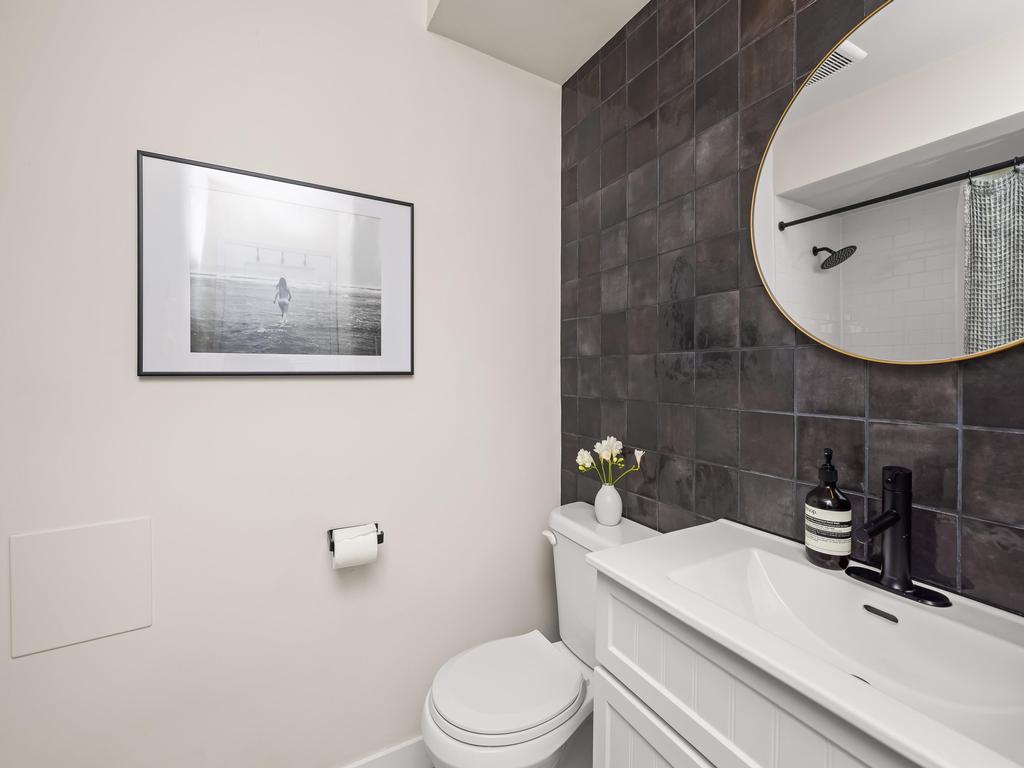 Listing Image for R3086353