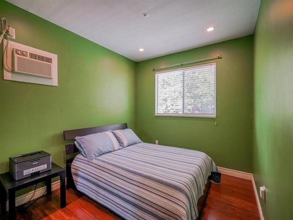 Listing Image for R3086360