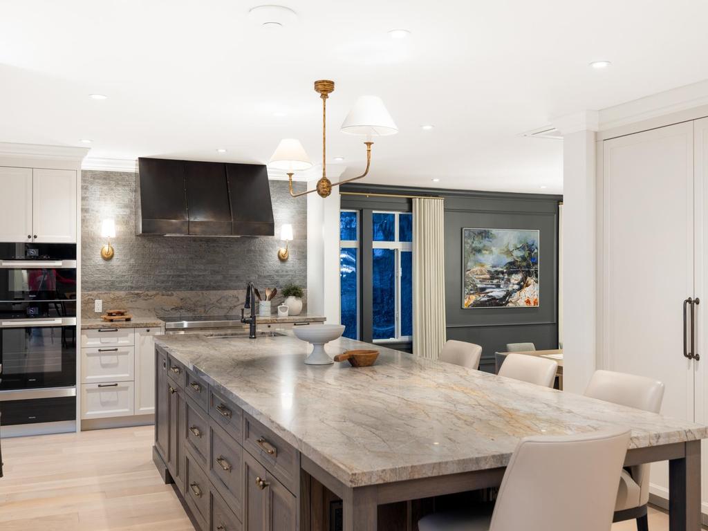 Listing Image for R3086381