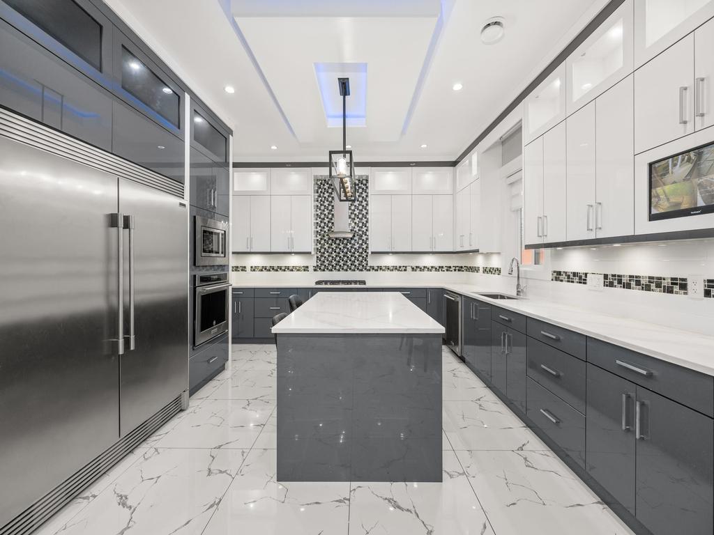 Listing Image for R3086397