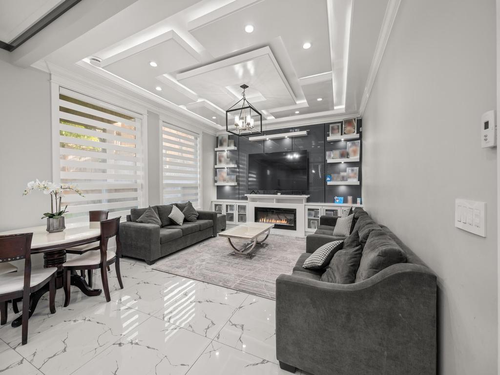 Listing Image for R3086397