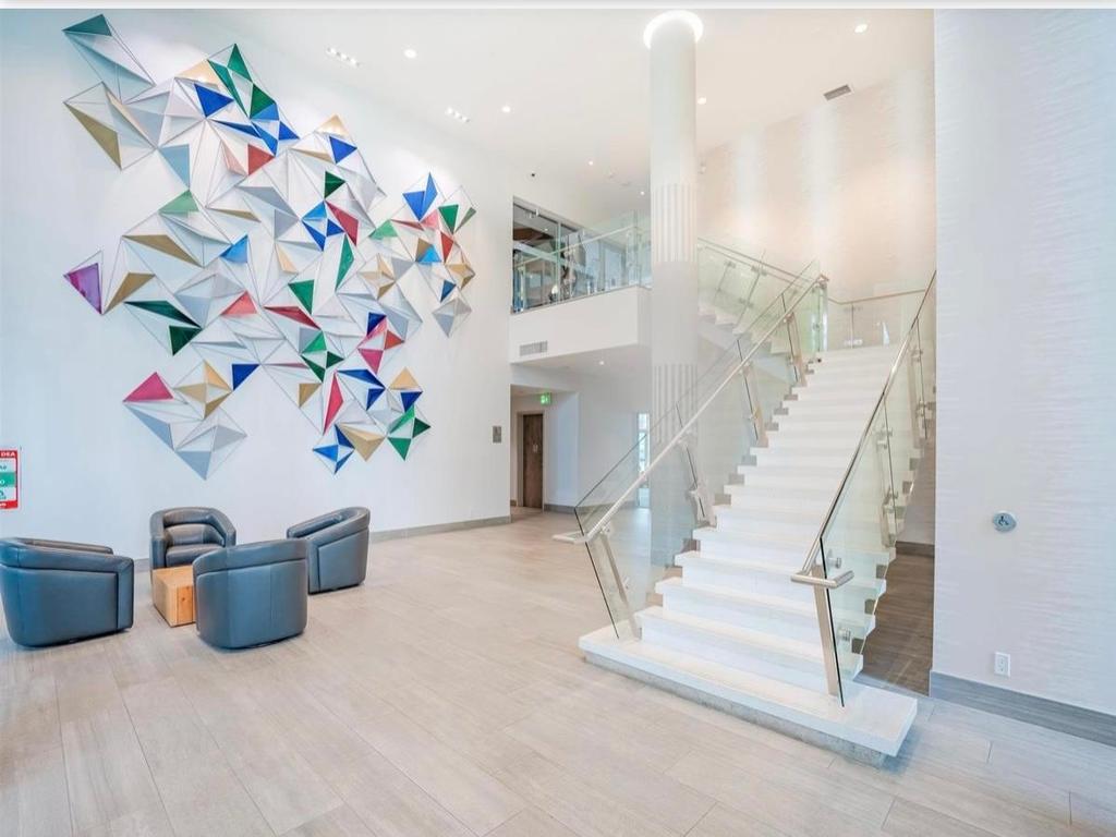 Listing Image for R3086418