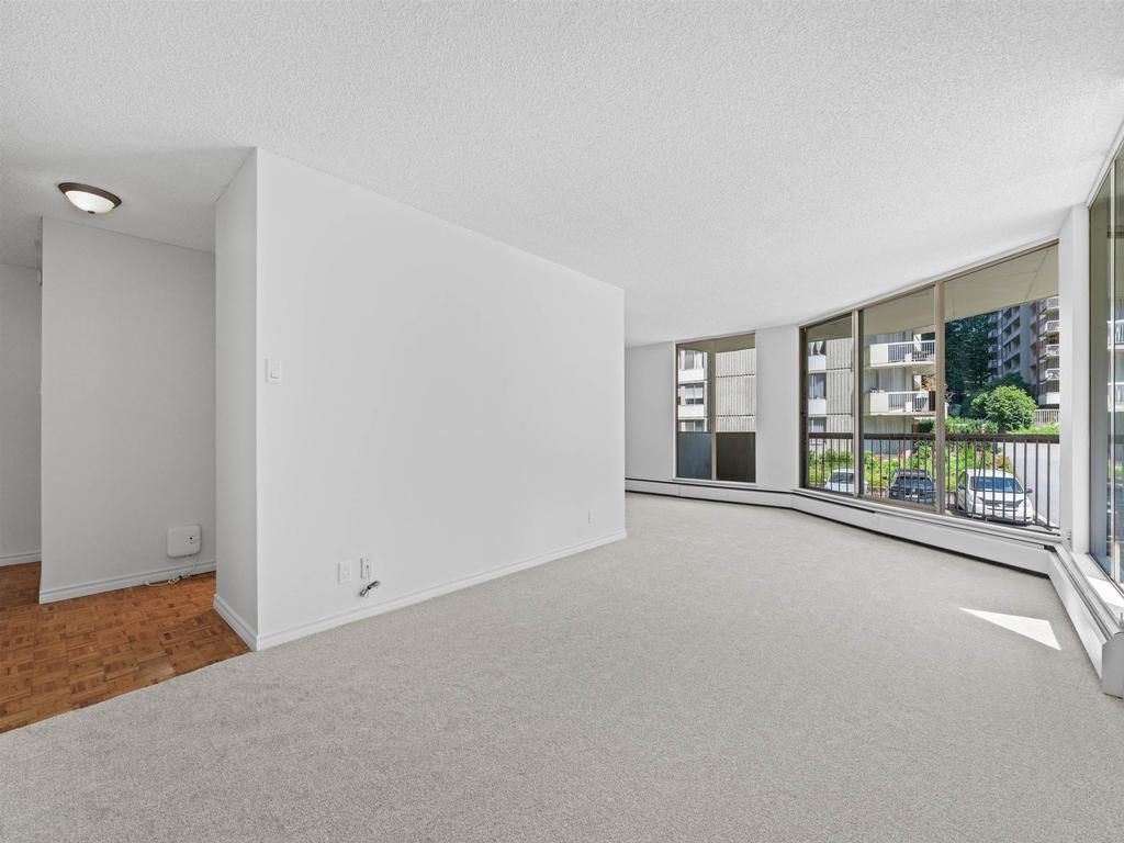 Listing Image for R3086426