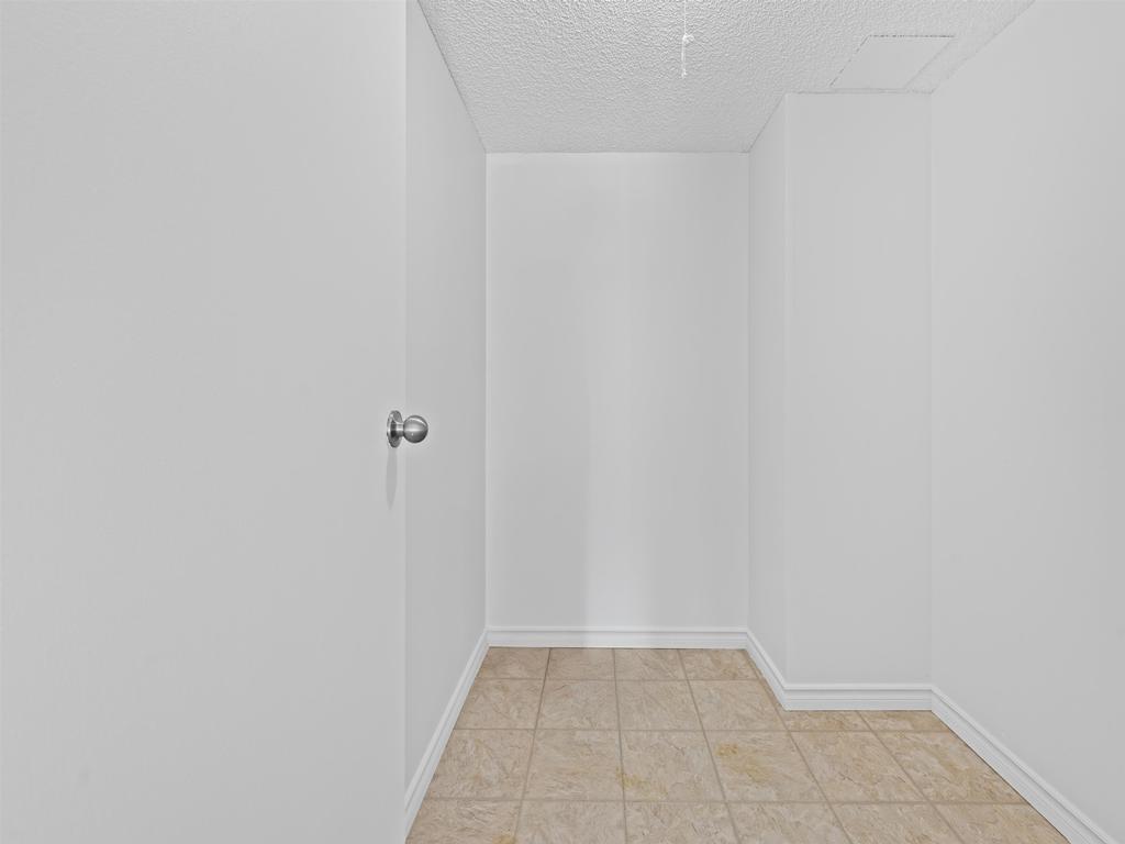 Listing Image for R3086426