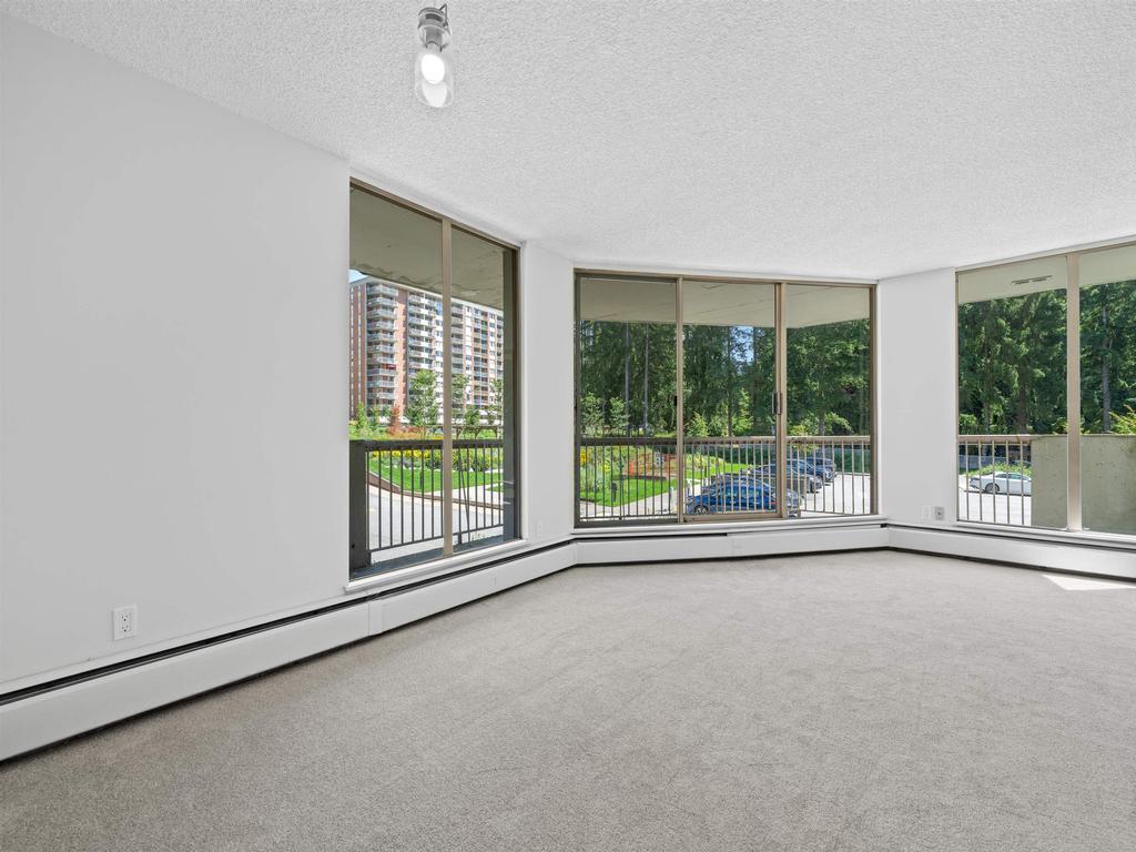 Listing Image for R3086426