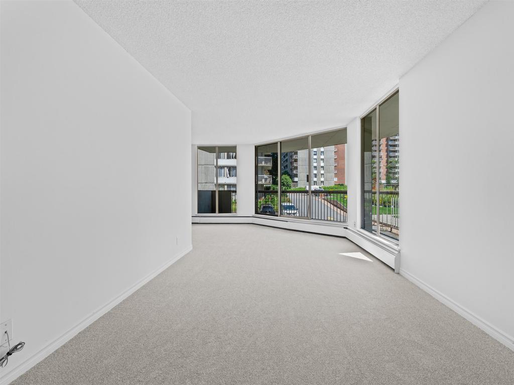 Listing Image for R3086426