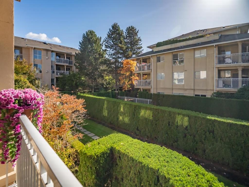 Listing Image for R3086452