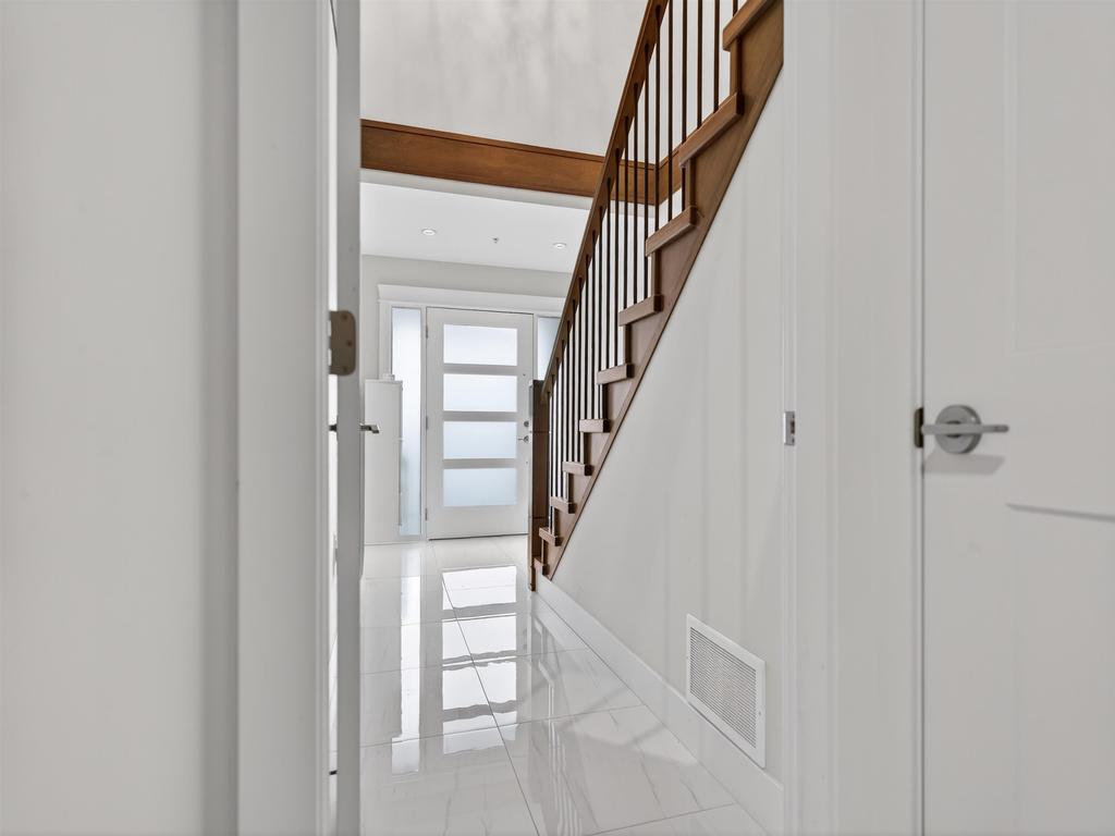 Listing Image for R3086455