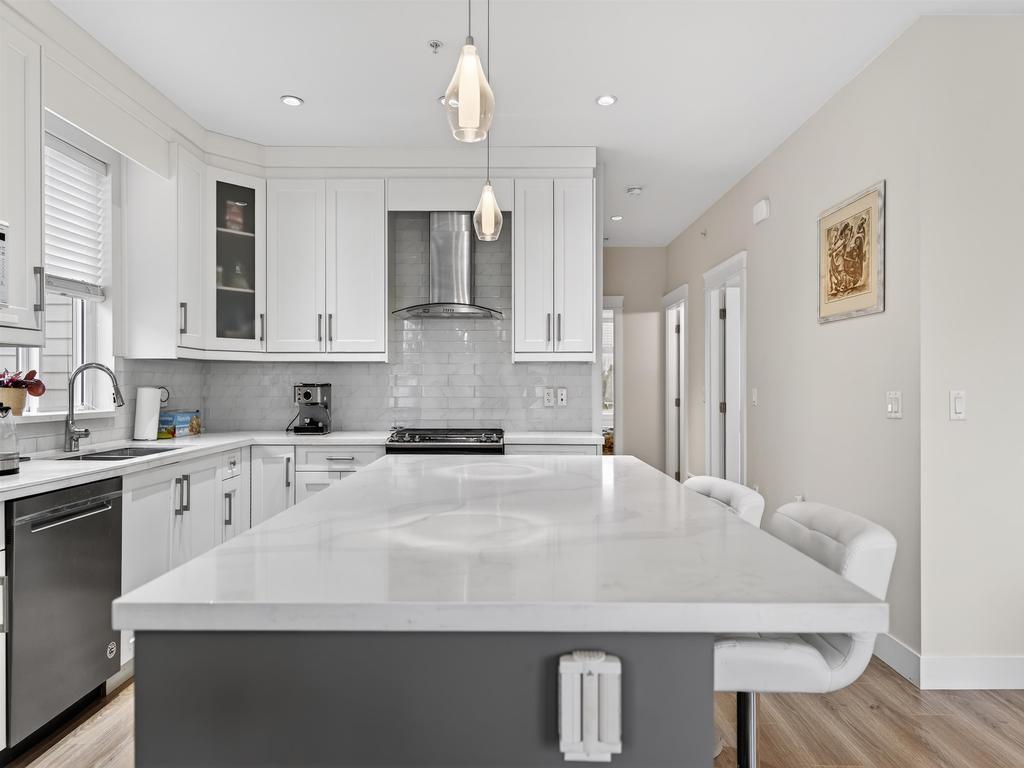 Listing Image for R3086455