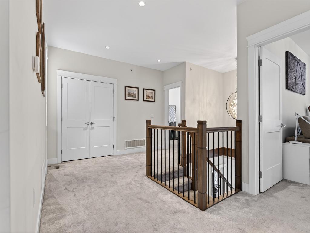 Listing Image for R3086455