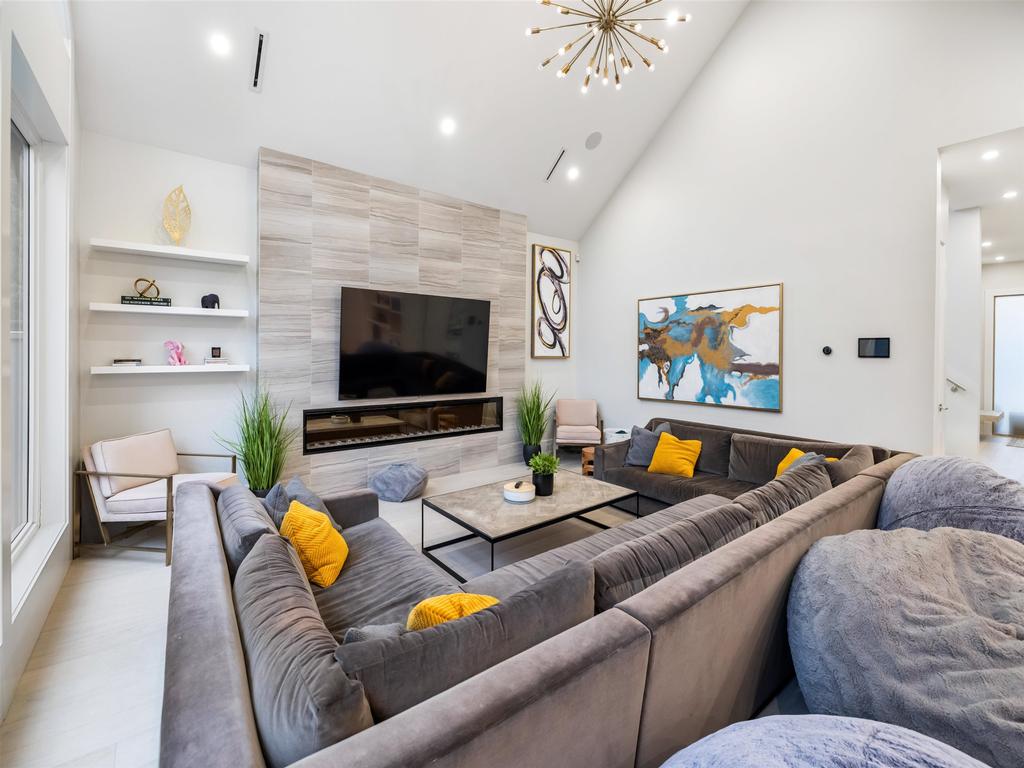 Listing Image for R3086496