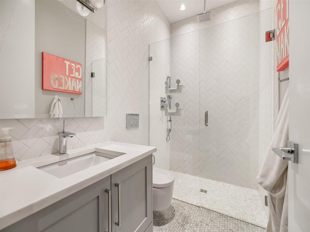 Listing Image for R3086496