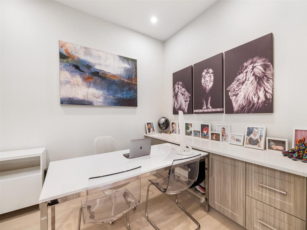 Listing Image for R3086496