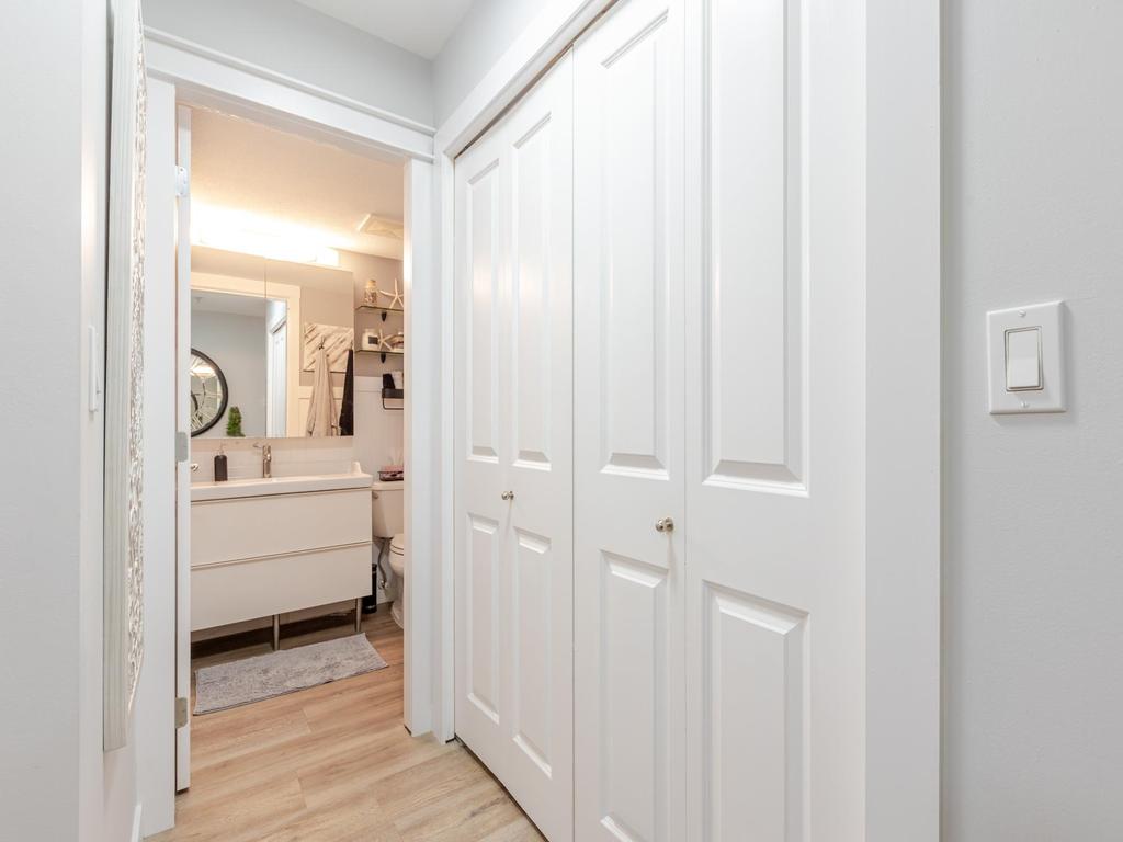 Listing Image for R3086543